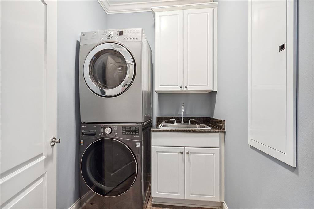 5626 Chamberlain Drive, New Orleans, LA 70122