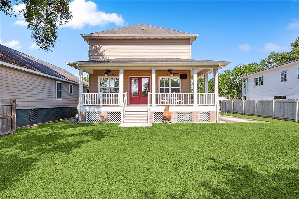 5626 Chamberlain Drive, New Orleans, LA 70122