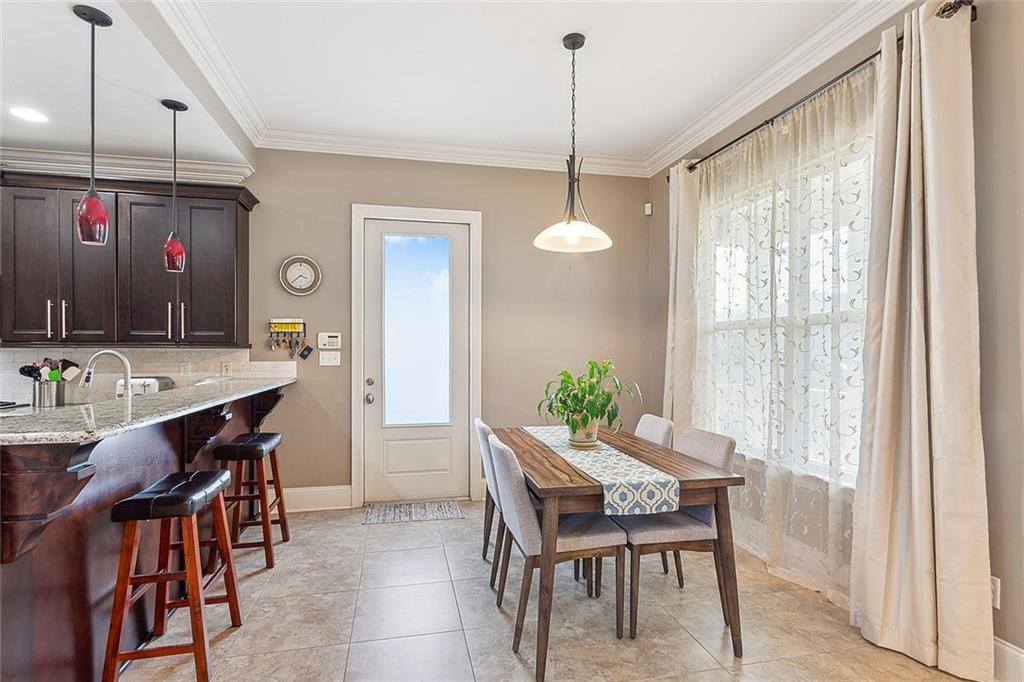 5626 Chamberlain Drive, New Orleans, LA 70122