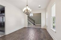 5626 Chamberlain Drive, New Orleans, LA 70122