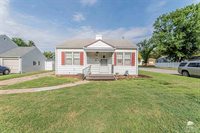 872 S 11th Street, Salina, KS 67401