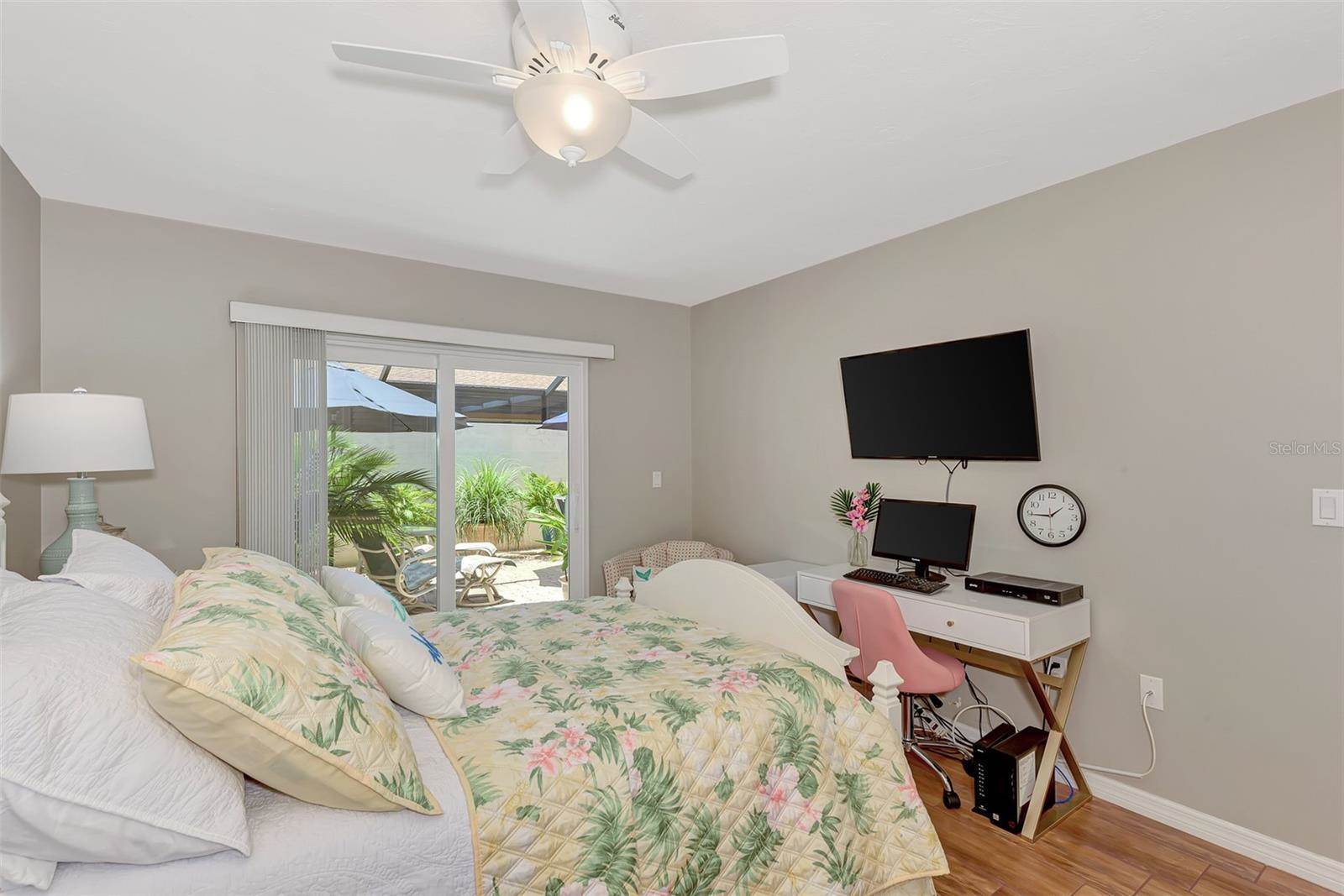 4093 Center Pointe Place, Sarasota, FL 34233