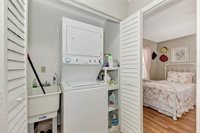 4093 Center Pointe Place, Sarasota, FL 34233