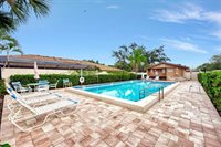 4093 Center Pointe Place, Sarasota, FL 34233