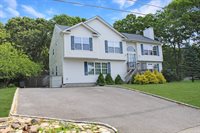 212 Westend Ave, Shirley, NY 11967