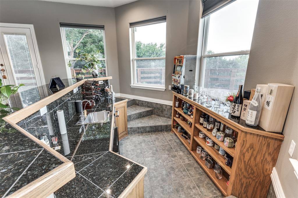 1824 Inspiration Lane, River Oaks, TX 76114