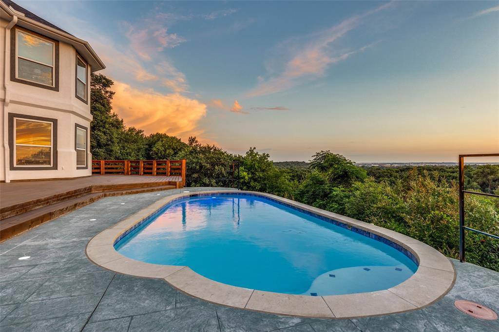 1824 Inspiration Lane, River Oaks, TX 76114