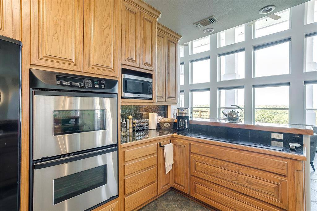 1824 Inspiration Lane, River Oaks, TX 76114