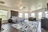 1824 Inspiration Lane, River Oaks, TX 76114