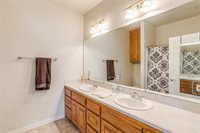 1824 Inspiration Lane, River Oaks, TX 76114