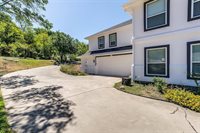 1824 Inspiration Lane, River Oaks, TX 76114