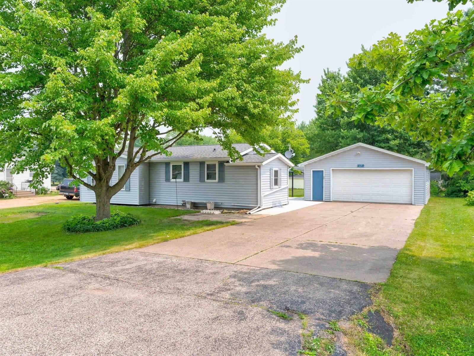 11054 Allen Street, Hewitt, WI 54441