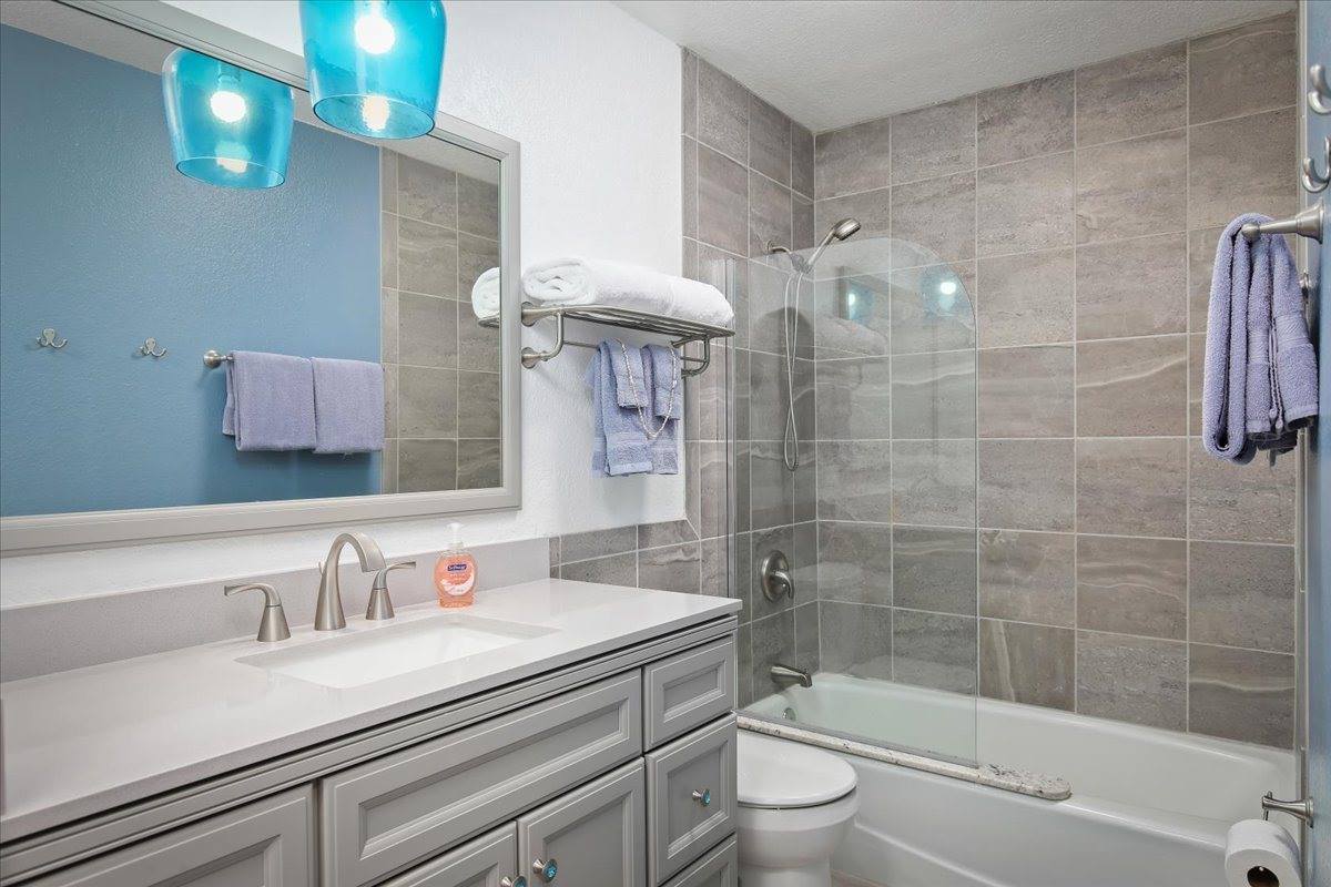 Country Club Villas #305, Kailua-Kona, HI 96740