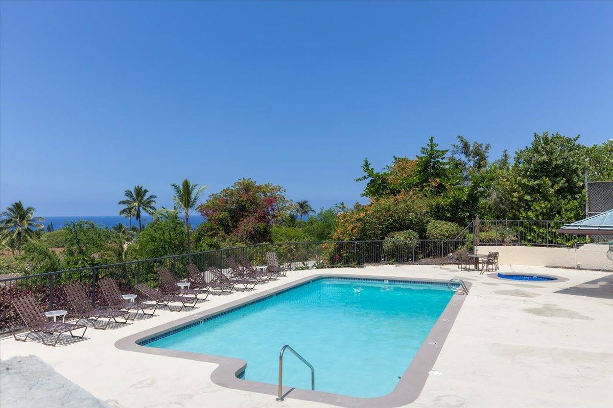 Country Club Villas #305, Kailua-Kona, HI 96740