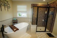 6633 Leestone Avenue NE, Canton, OH 44721