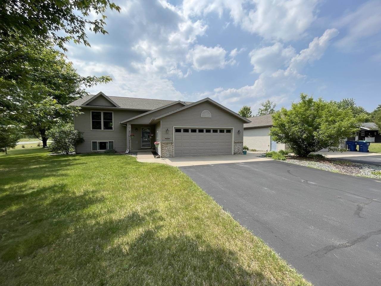 1815 Grant Road, Kronenwetter, WI 54455