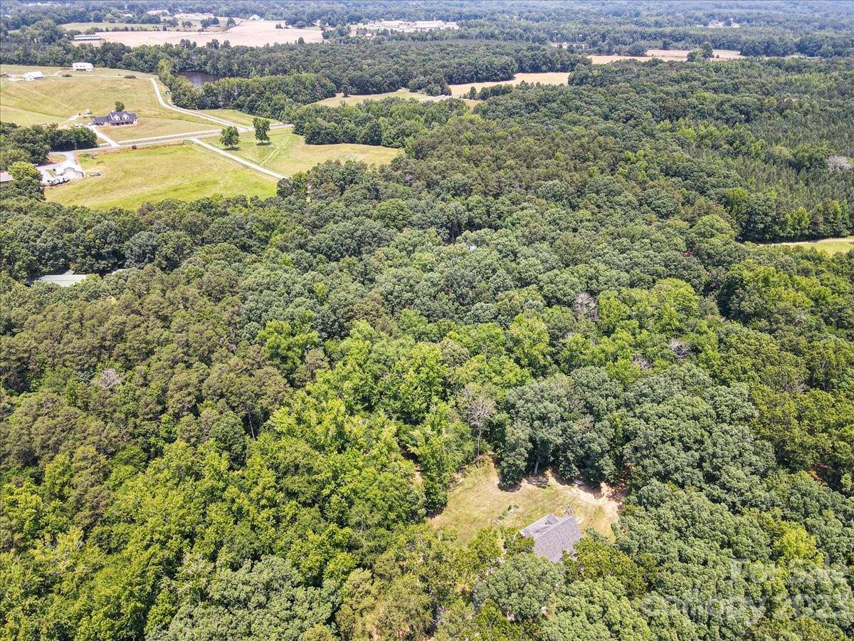 16057 Trailblazers Road, Oakboro, NC 28129