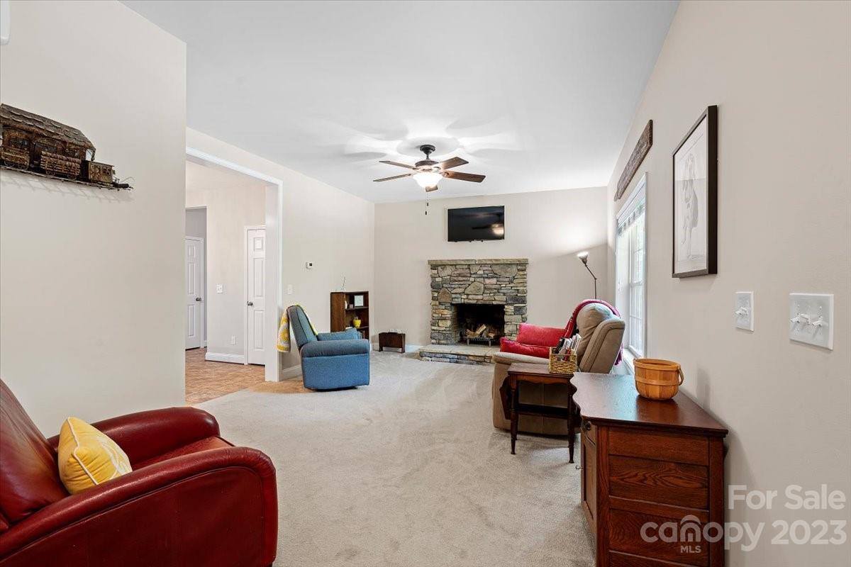 16057 Trailblazers Road, Oakboro, NC 28129