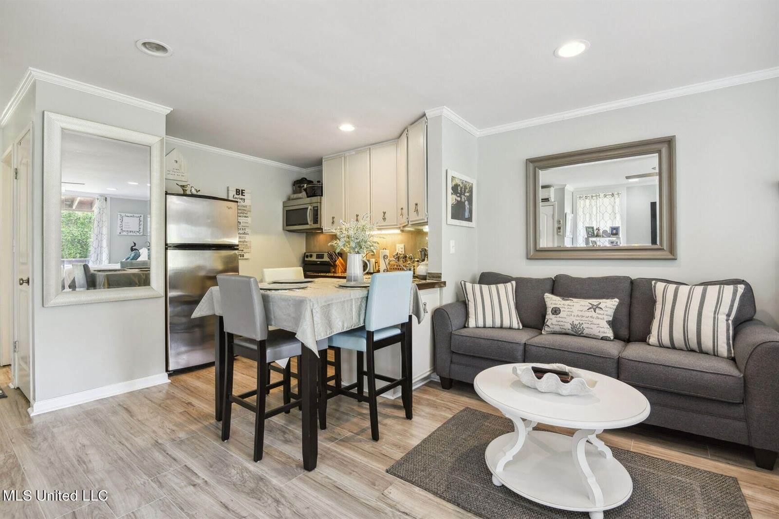 229 Lakeside Villa, Diamondhead, MS 39525