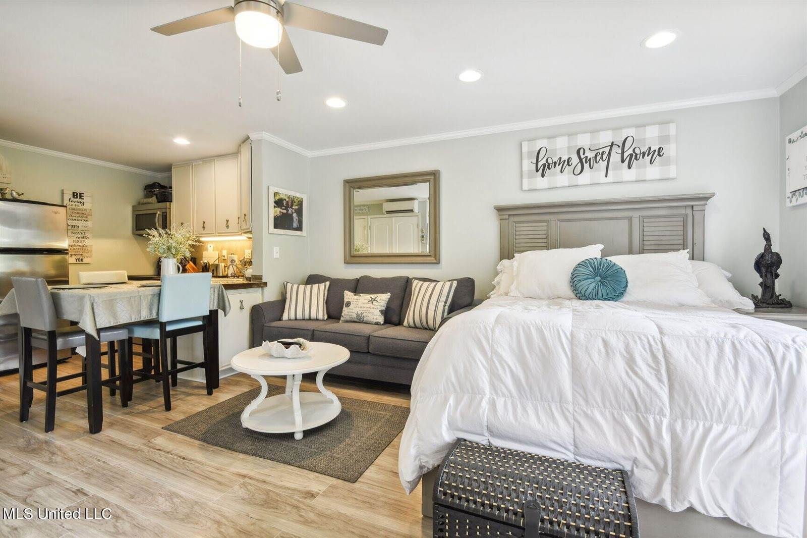 229 Lakeside Villa, Diamondhead, MS 39525