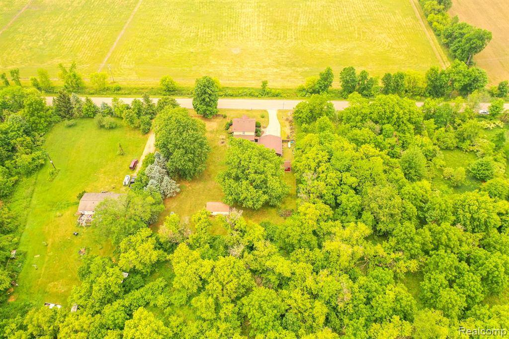 1190 East Cohoctah Road, Cohoctah Township, MI 48855