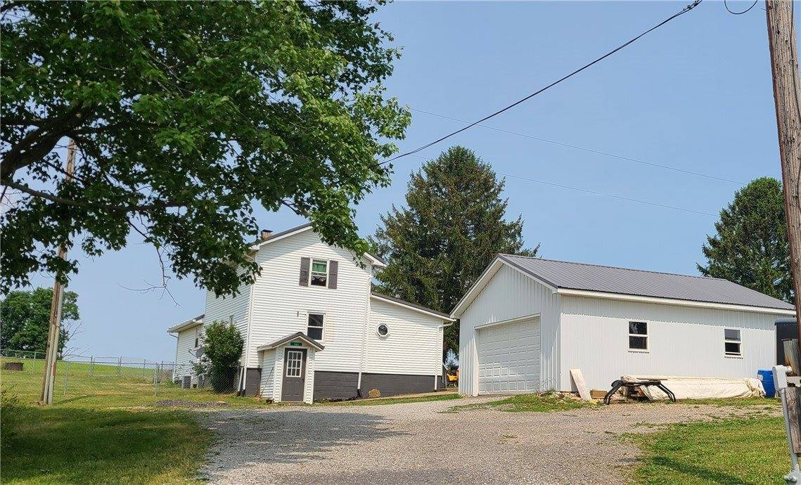385 Little Rock Road, Cowanshanock Township, PA 16201