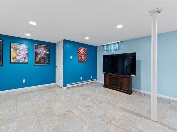67 Pervier Ave, Chicopee, MA 01020