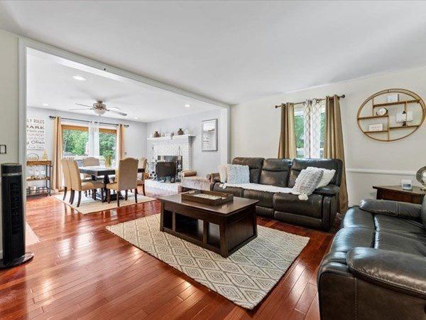 67 Pervier Ave, Chicopee, MA 01020
