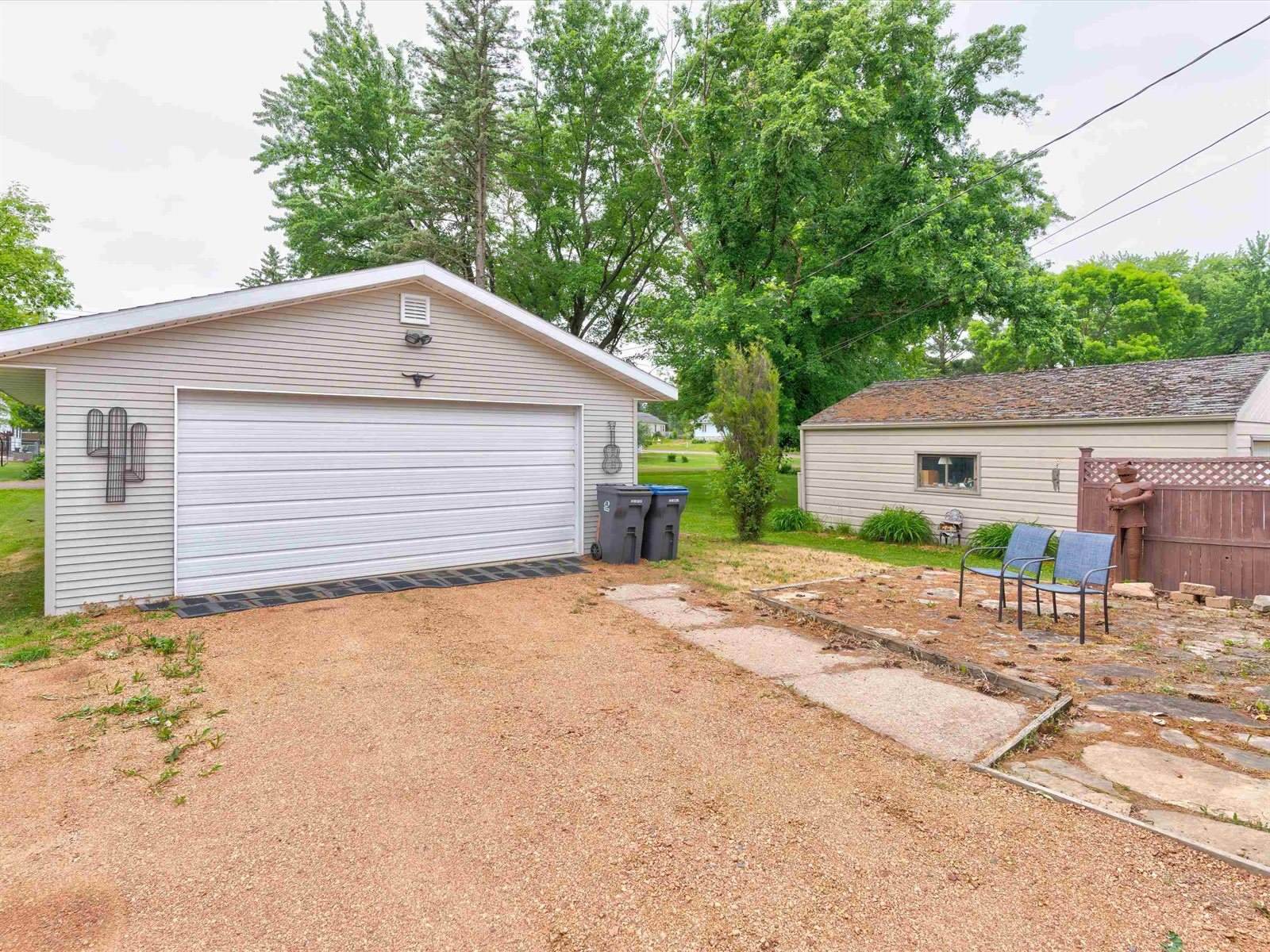 406 N Ash Avenue, Marshfield, WI 54449