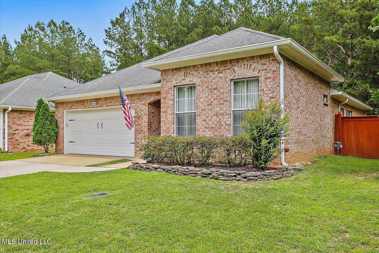 200 Stoneybrook Drive, Brandon, MS 39042