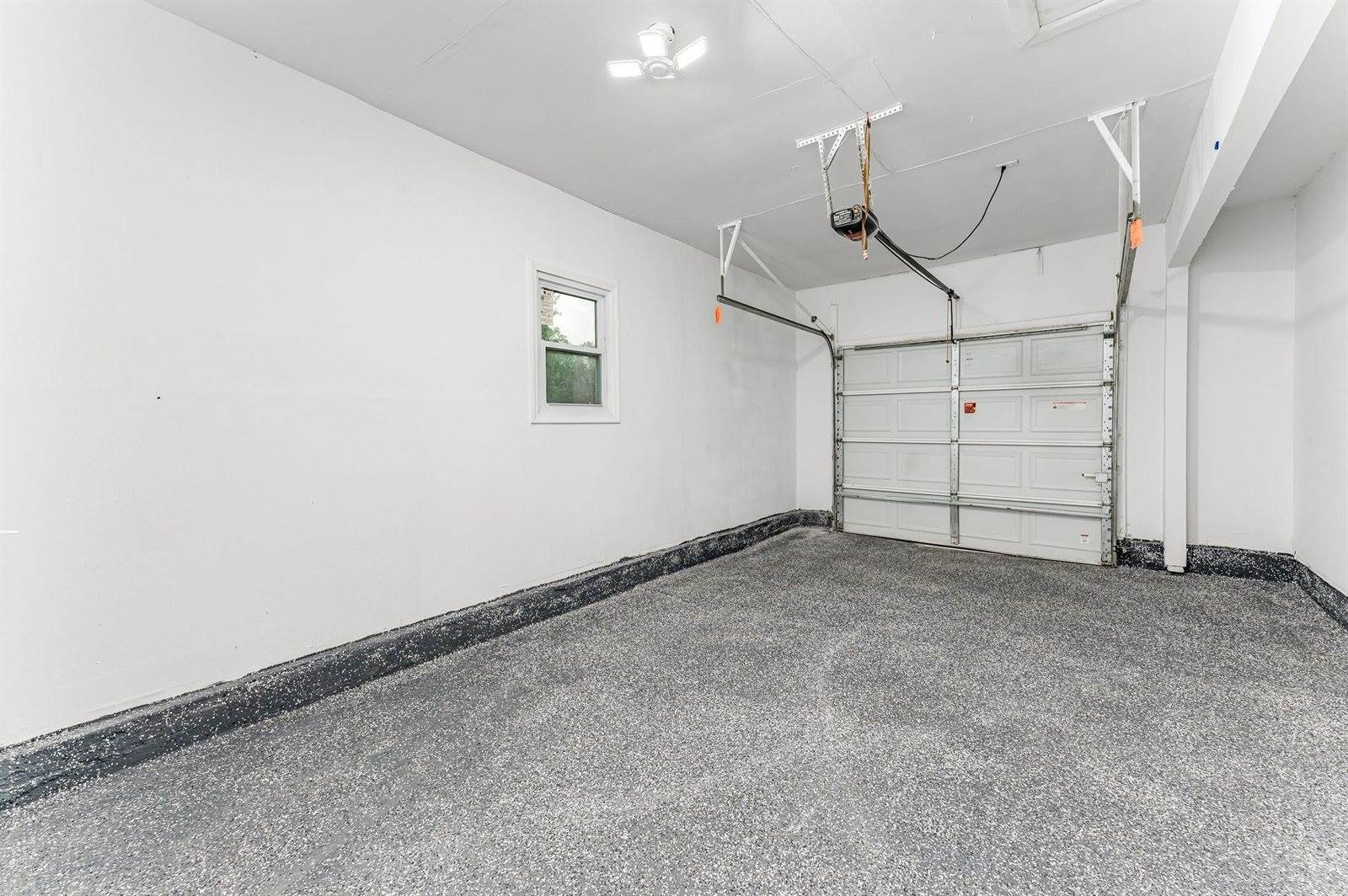 1709 W 30th St S, Wichita, KS 67217