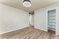 1709 W 30th St S, Wichita, KS 67217