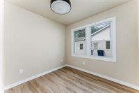 1709 W 30th St S, Wichita, KS 67217