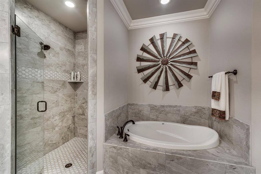 9704 Rosalie Court, Granbury, TX 76049