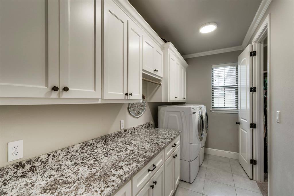 9704 Rosalie Court, Granbury, TX 76049