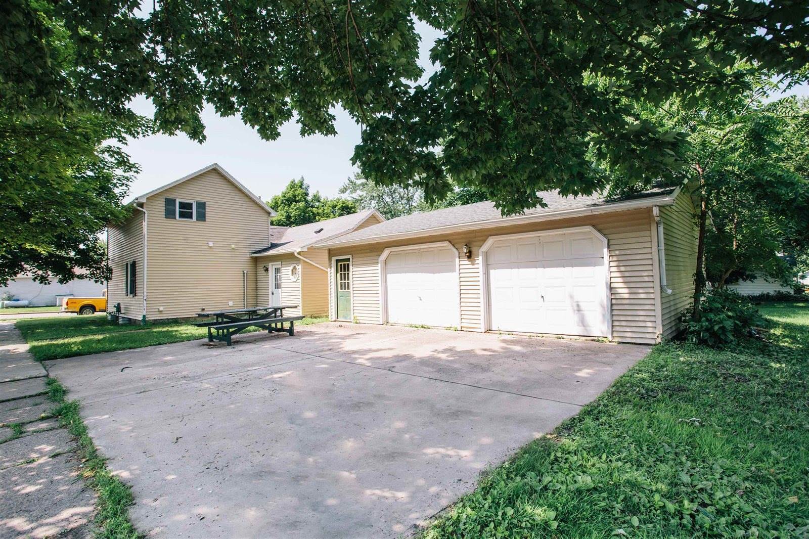 200 W Birch Street, Thorp, WI 54771