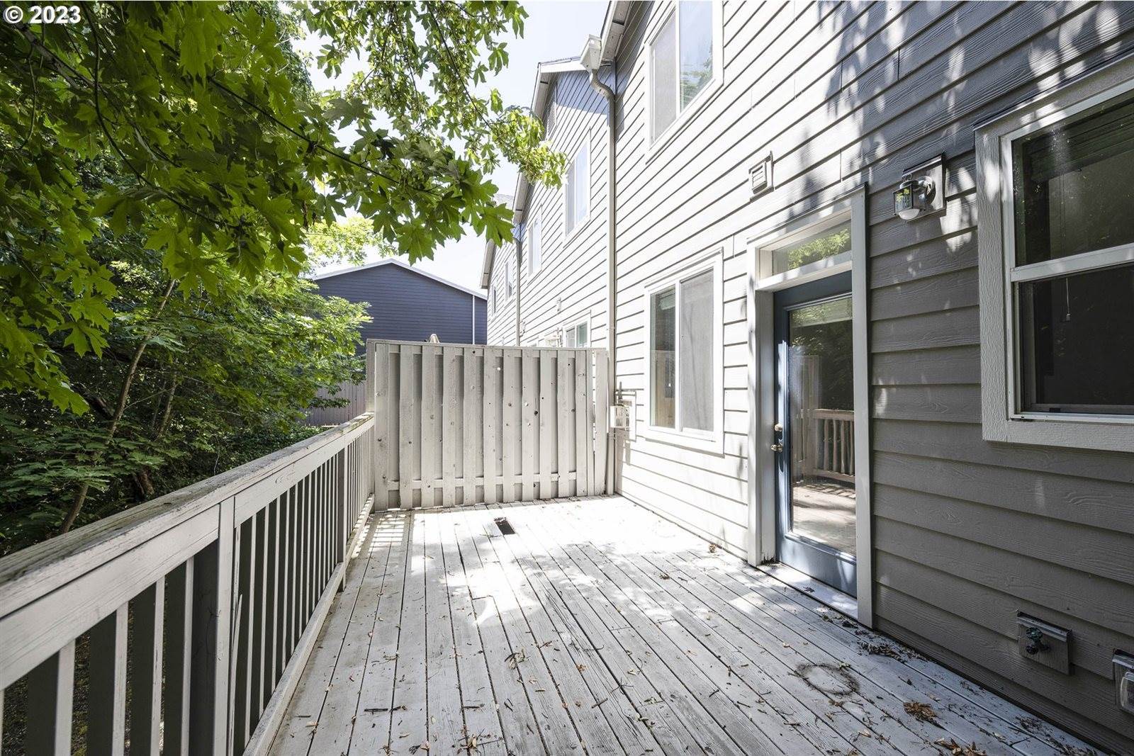 810 East 9TH St #D15, Newberg, OR 97132