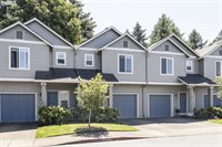 810 East 9TH St #D15, Newberg, OR 97132