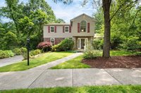 127 Old Suffolk Rd, Monroeville, PA 15146