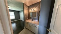 121 Vaughn Ave, Saint Robert, MO 65584