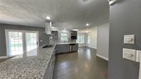121 Vaughn Ave, Saint Robert, MO 65584