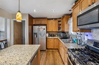 1372 North Genesee Road, Burton, MI 48509
