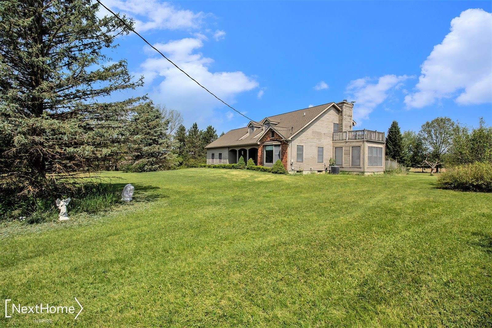 2820 High Meadows, Howell, MI 48843