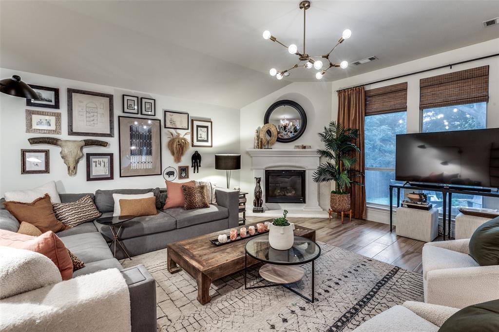 8627 Darrington Drive, Dallas, TX 75249