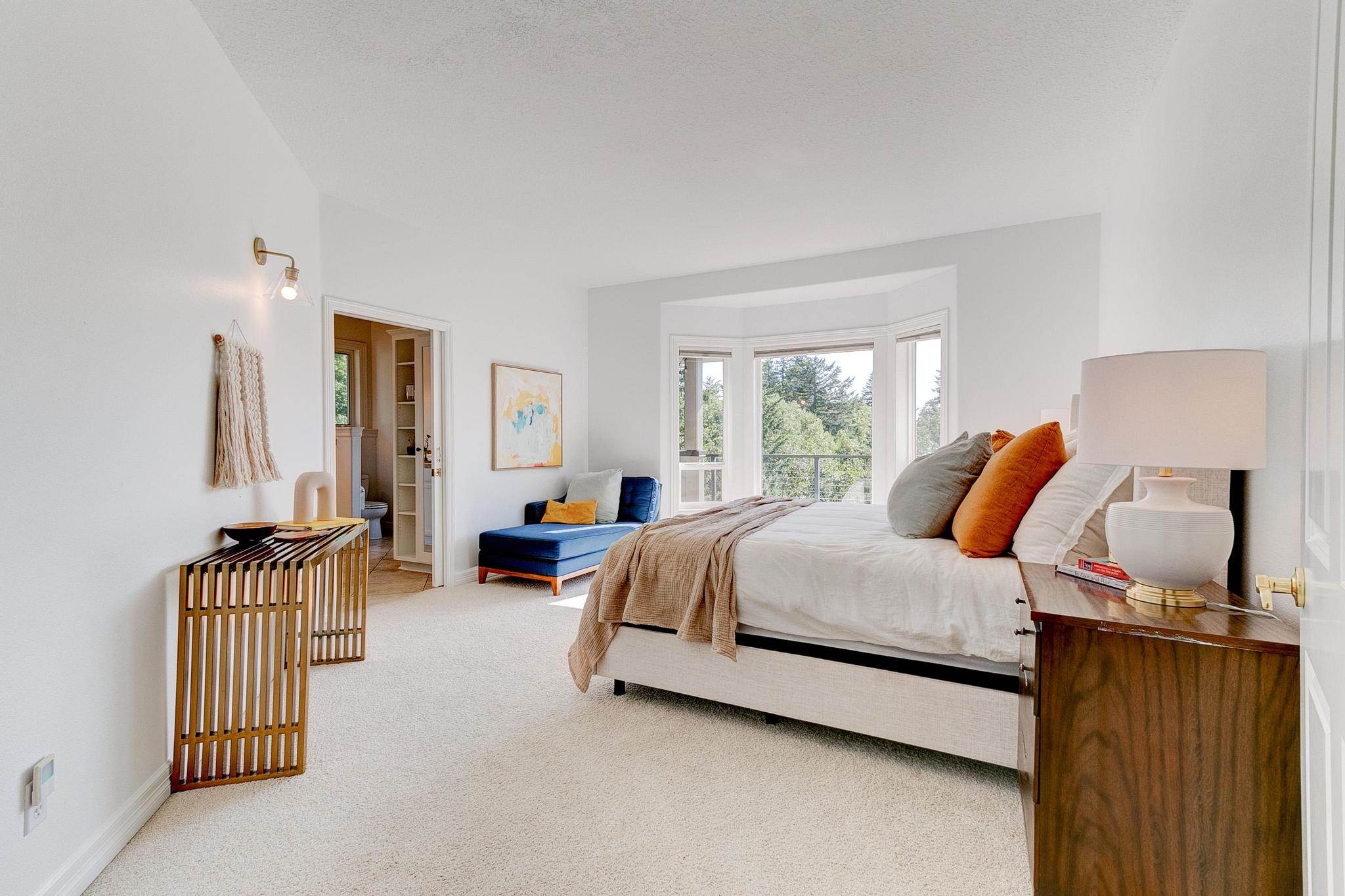 1123 NW Frazier Ct, Portland, OR 97229