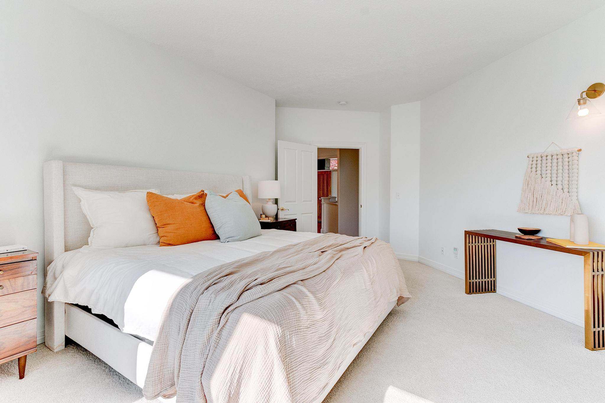 1123 NW Frazier Ct, Portland, OR 97229