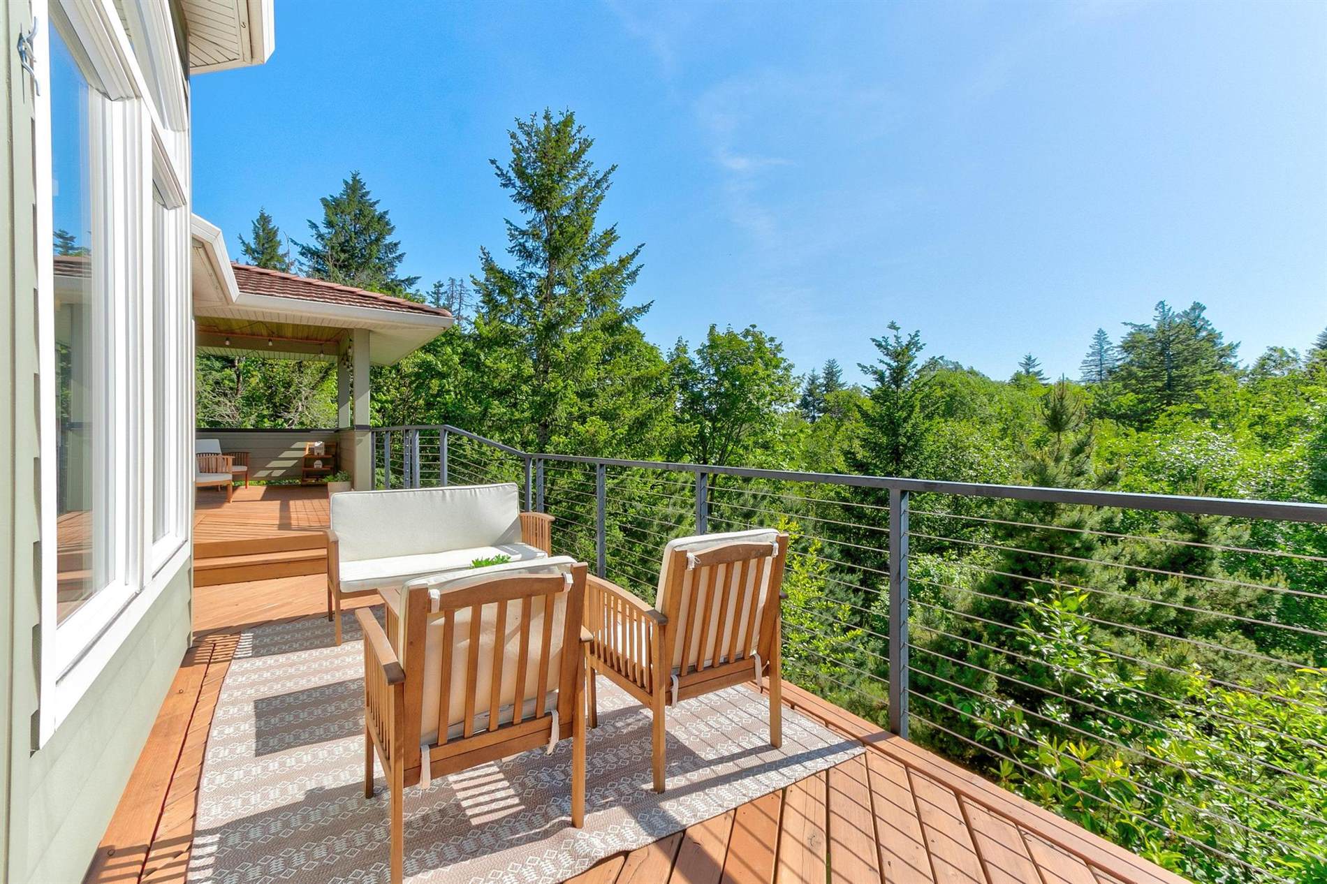 1123 NW Frazier Ct, Portland, OR 97229