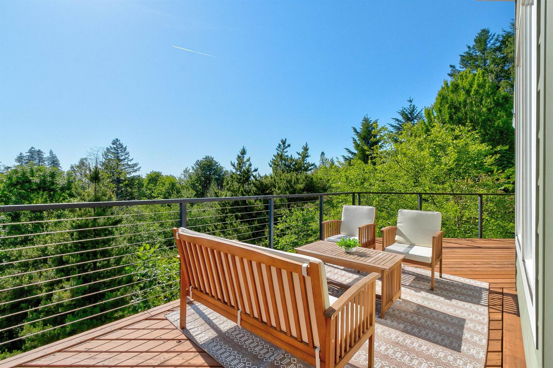 1123 NW Frazier Ct, Portland, OR 97229