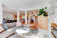 1123 NW Frazier Ct, Portland, OR 97229