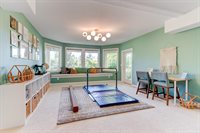 1123 NW Frazier Ct, Portland, OR 97229